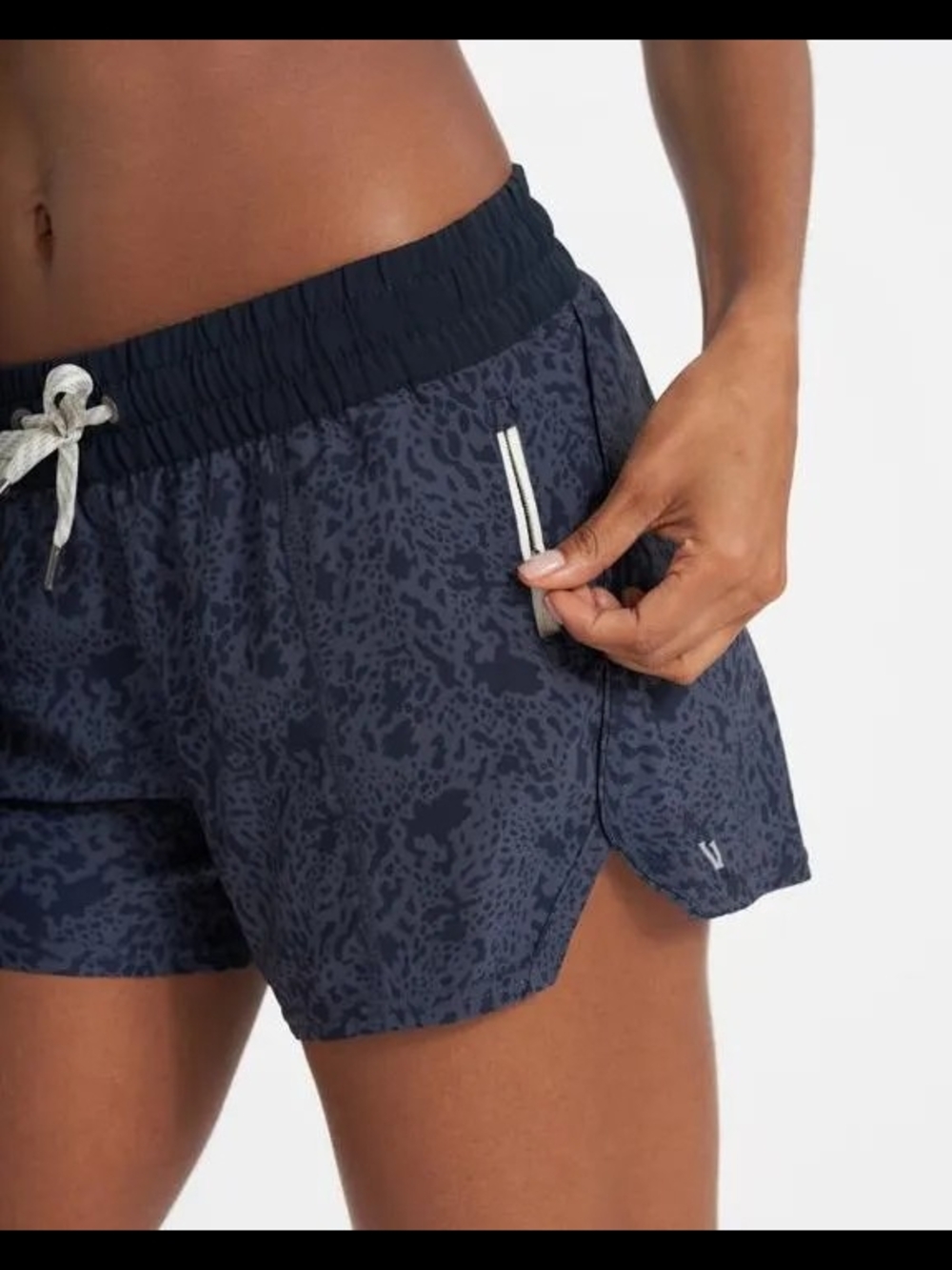 Vuori Women's Clementine Shorts - Picture 3 of 9